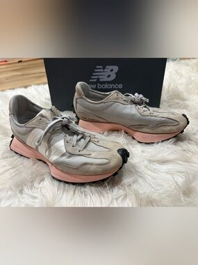New Balance Women's Beige and Pink Retro-Style Sneaker